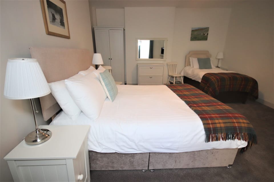 Family Suite, 2 Bedrooms | Individually decorated, individually furnished, free WiFi, bed sheets