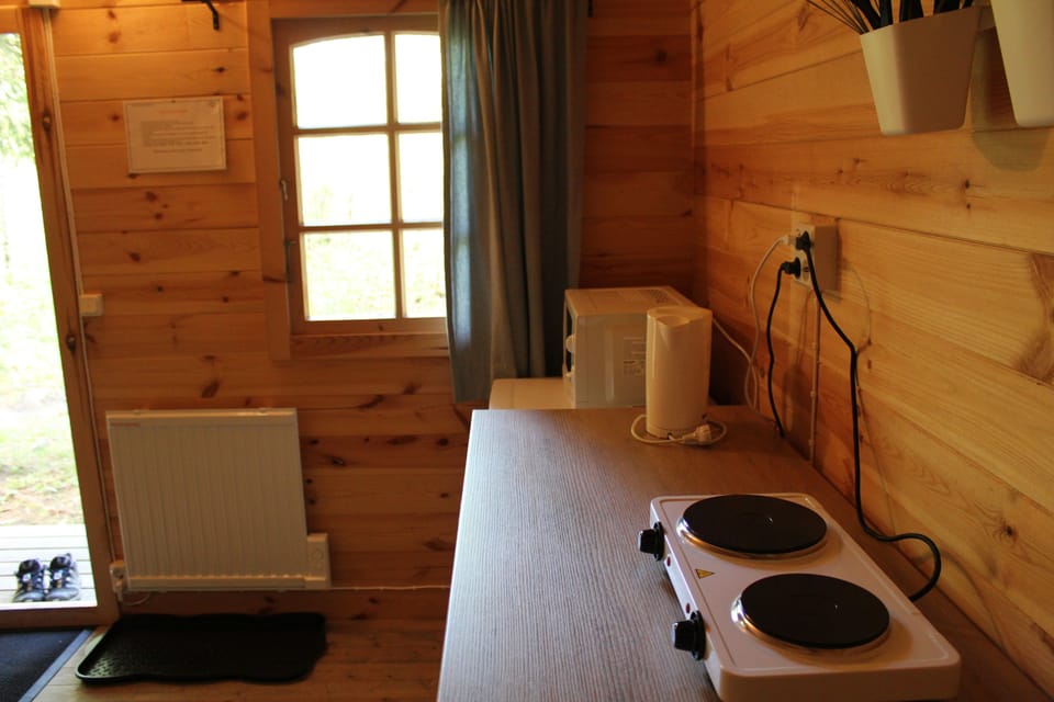 Economy Cottage, Kitchenette (2 adults, Excluding Linen/Towels) | Private kitchenette