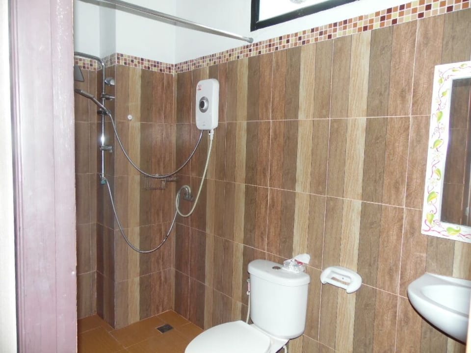 Double Room | Bathroom | Hair dryer