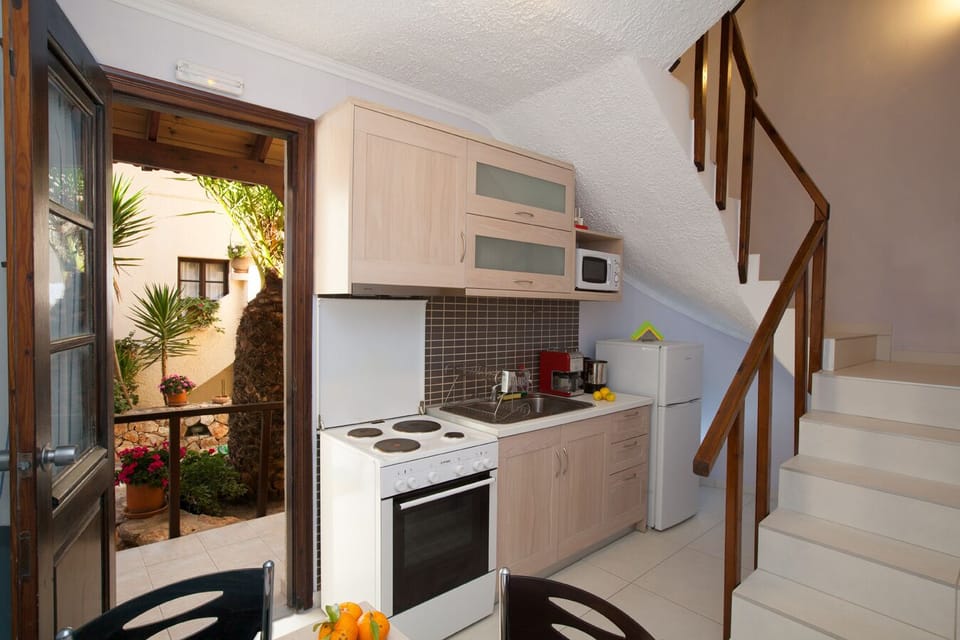 Apartment, 2 Bedrooms, Balcony | Private kitchen | Full-size fridge, microwave, oven, stovetop
