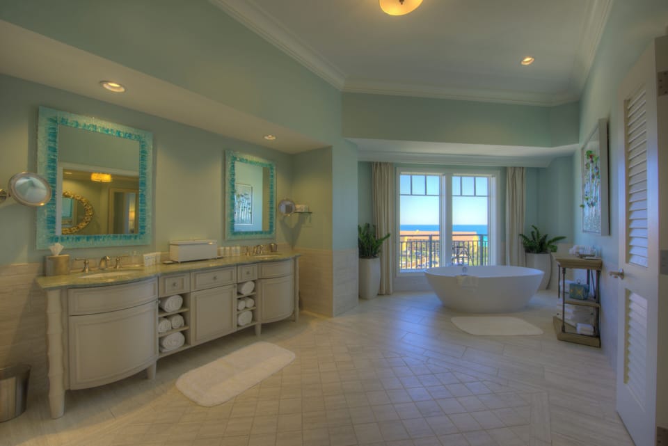 Presidential Suite (The Hagerman) | Bathroom | Separate tub and shower, deep soaking tub, rainfall showerhead