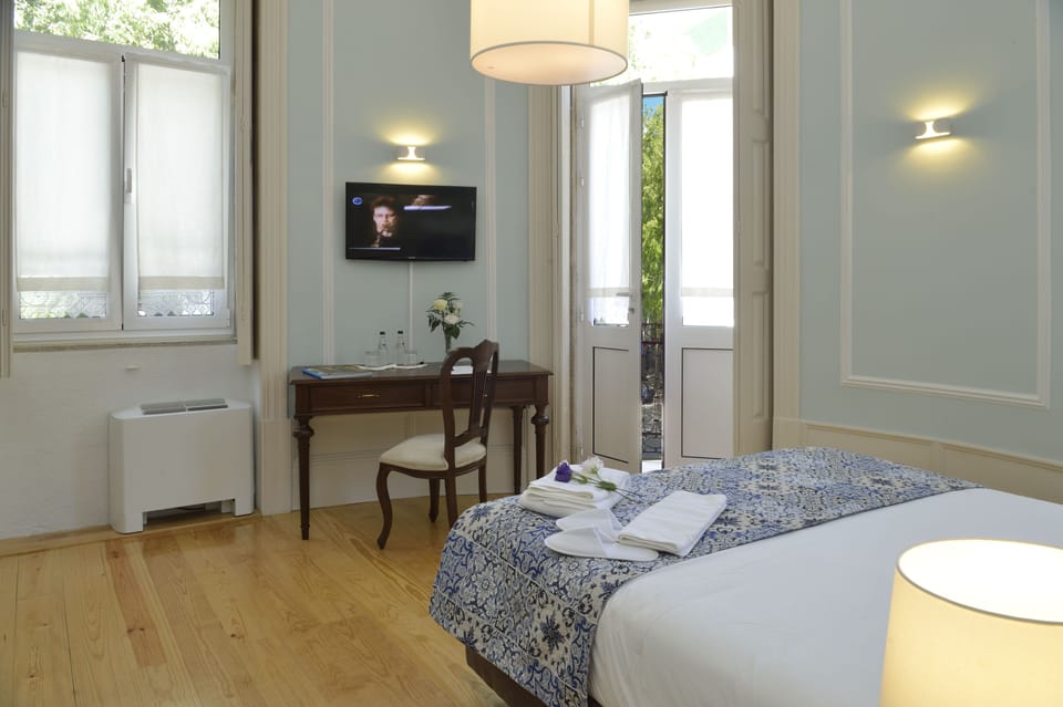 Family Suite, Balcony | Premium bedding, memory foam beds, WiFi (free), individually decorated