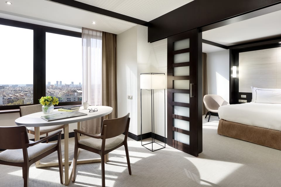 The Level Suite | Premium bedding, minibar, in-room safe, desk