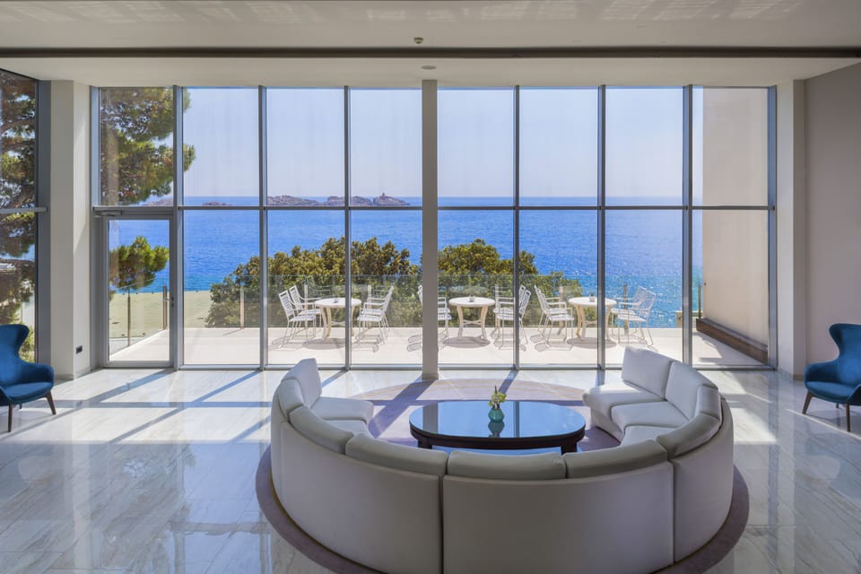 Lobby sitting area