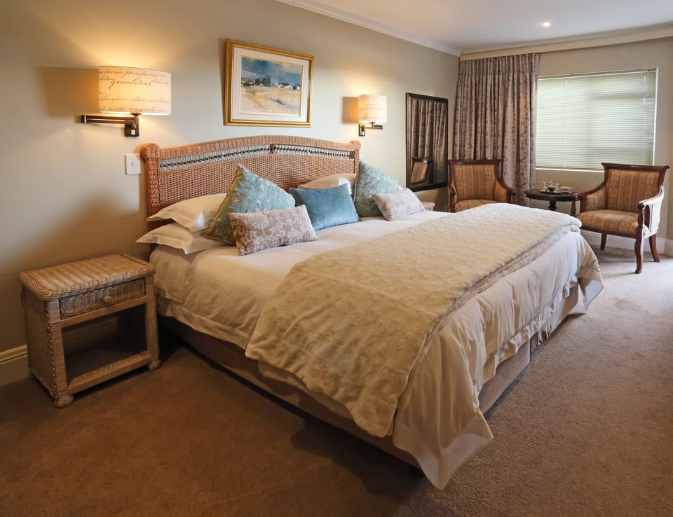 Comfort Double Room | Free minibar, in-room safe, desk, free WiFi