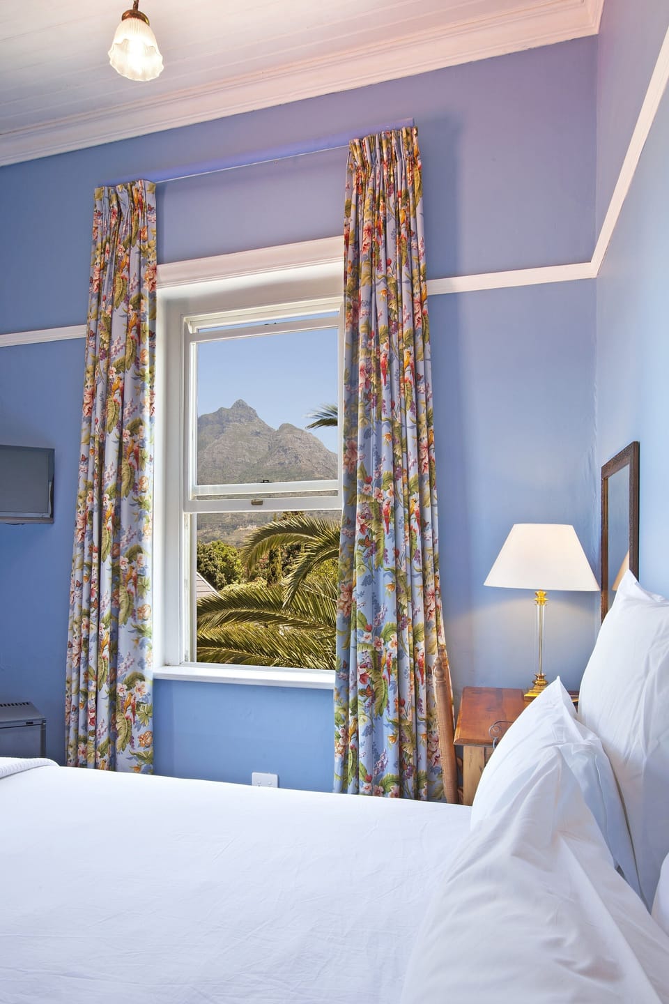 Basic Room | Premium bedding, in-room safe, individually furnished, desk