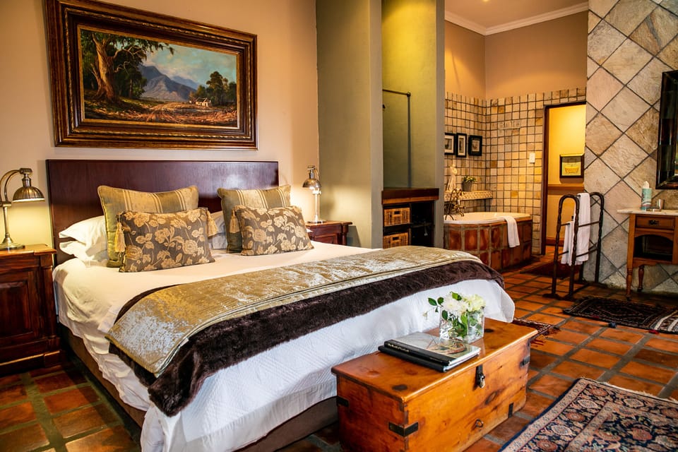 Superior Suite (Van Gogh Suite) | Premium bedding, pillowtop beds, minibar, individually decorated