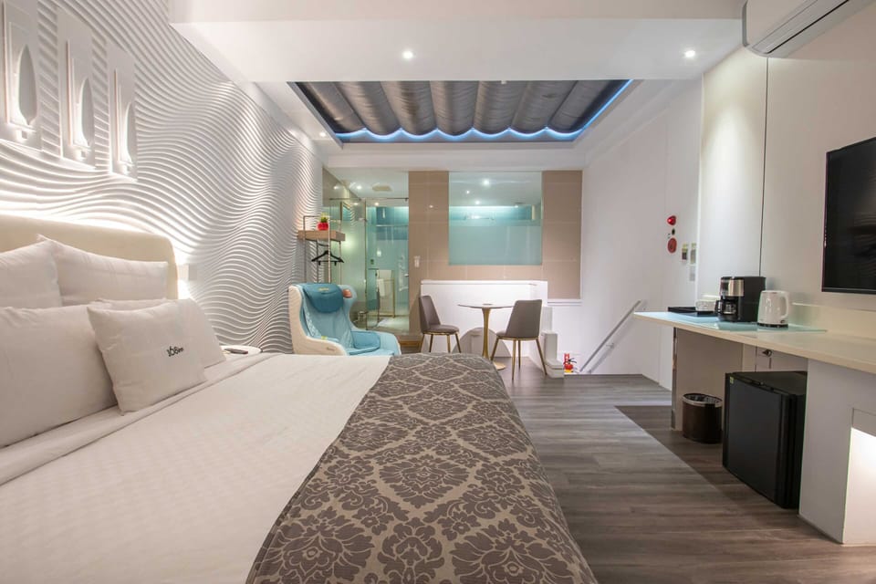 Deluxe Double Room | Premium bedding, minibar, desk, soundproofing