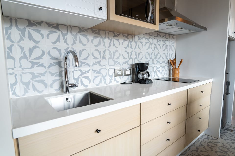 Exclusive Suite, Multiple Beds, Kitchen, Executive Level | Private kitchen | Full-size fridge