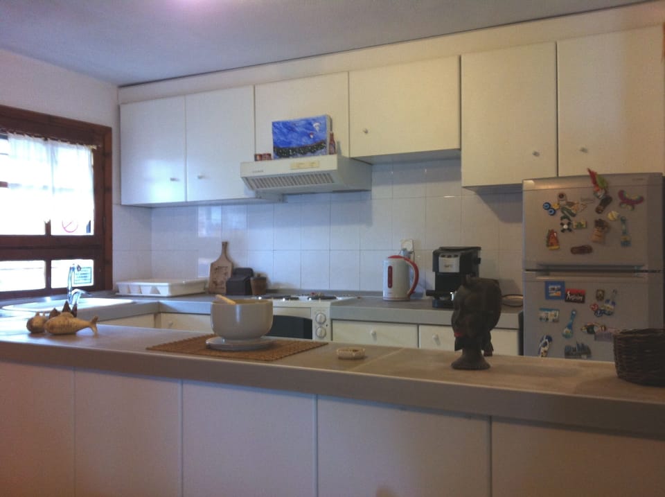 House, 1 Bedroom, Beachfront | Private kitchen | Fridge, oven, stovetop, espresso maker