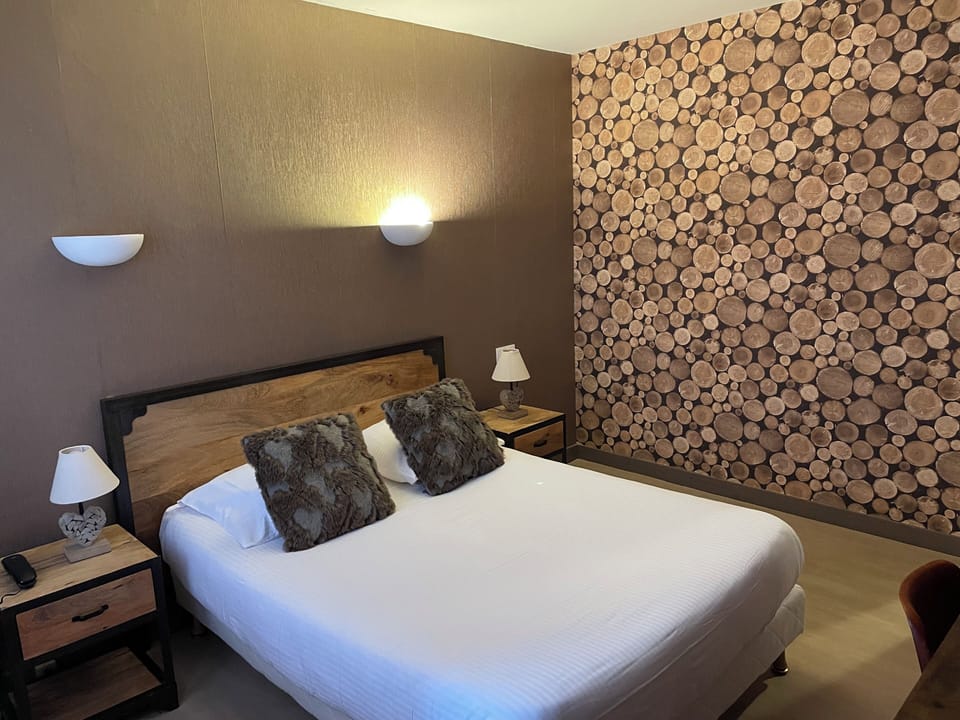 Comfort Double Room | Individually decorated, individually furnished, desk, soundproofing
