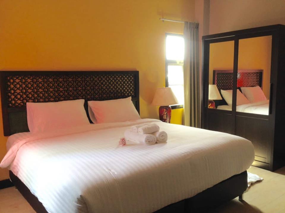 Standard Double  | Desk, blackout drapes, free WiFi, bed sheets
