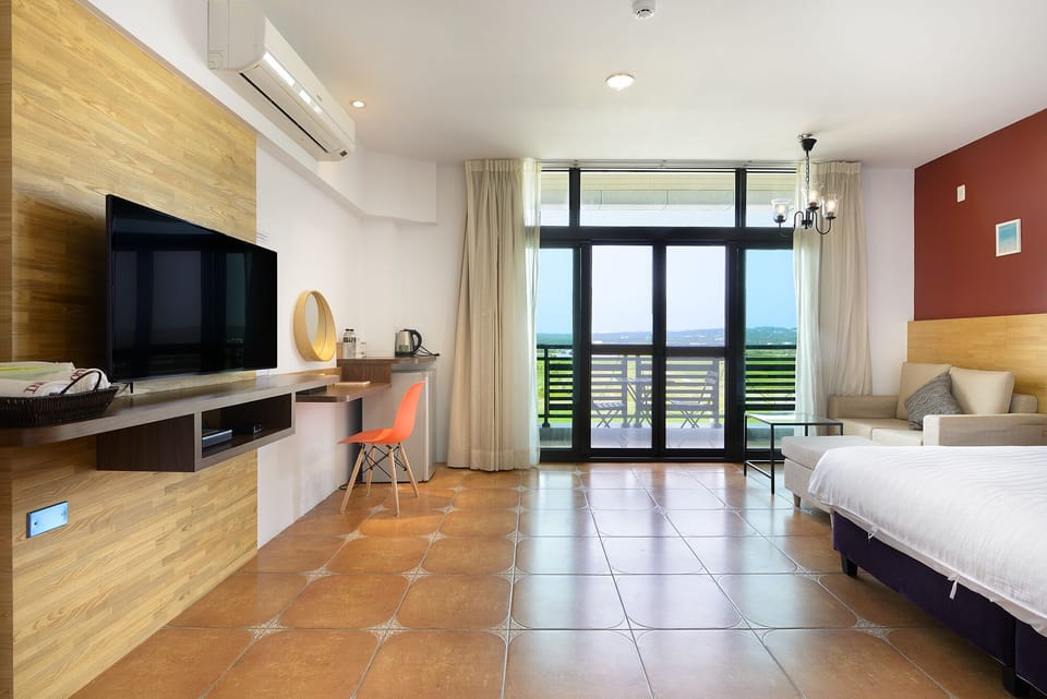 Deluxe Double Room, Balcony | Premium bedding, pillowtop beds, individually furnished, blackout drapes