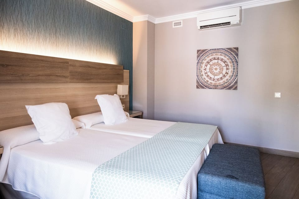 Superior Room | Minibar, in-room safe, desk, soundproofing