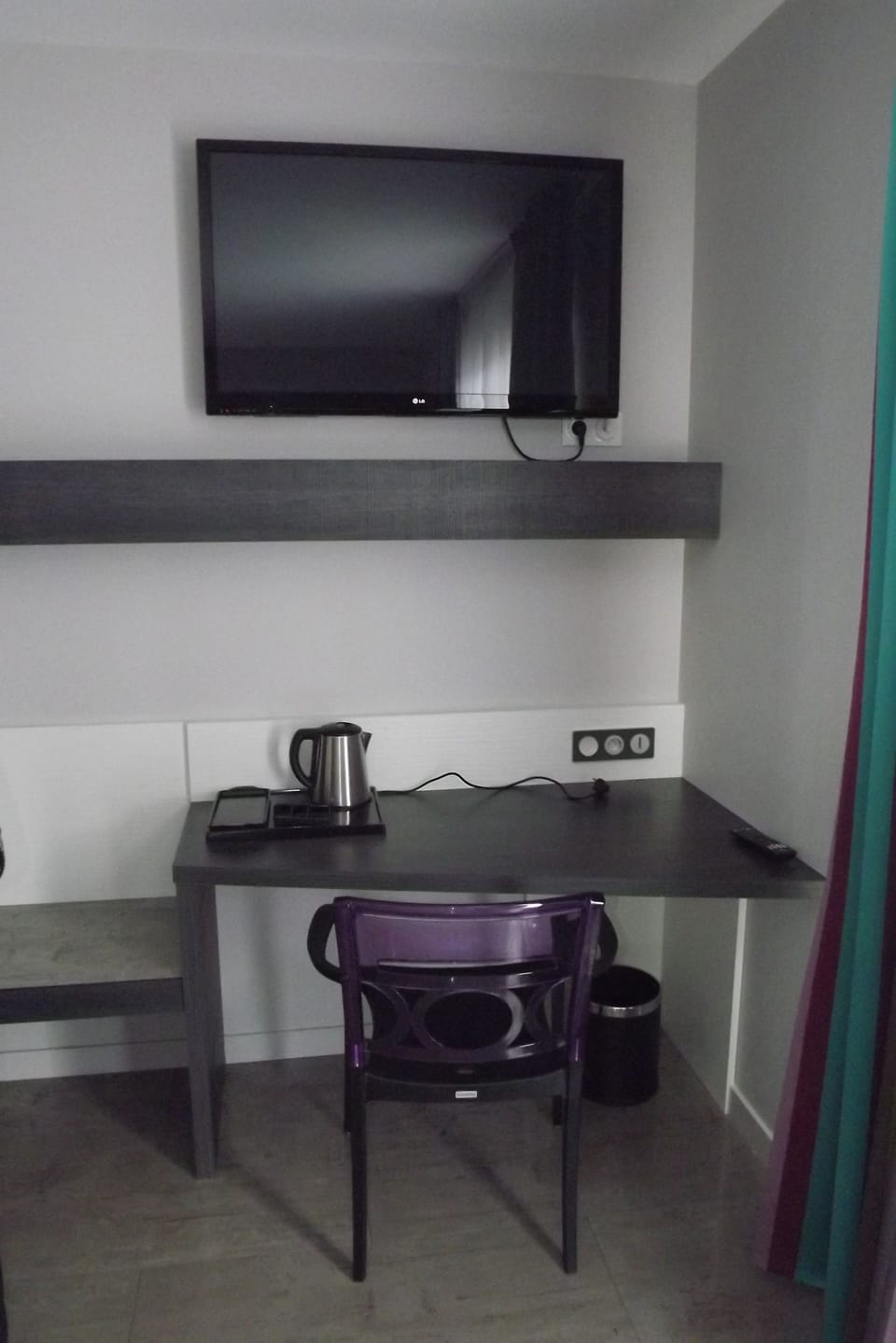 Room amenity