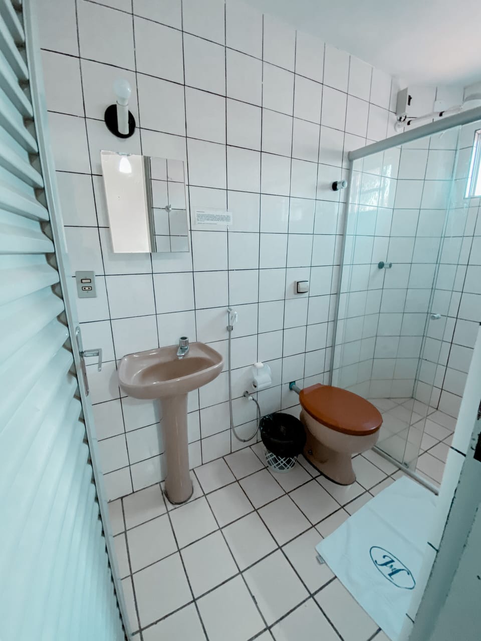 Free toiletries, towels