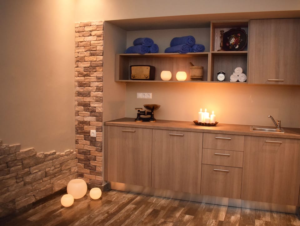 Body treatments, body wraps, body scrubs, facials