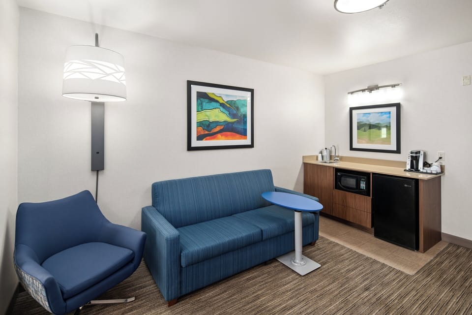 Blackout drapes, iron/ironing board, free cribs/infant beds, free WiFi