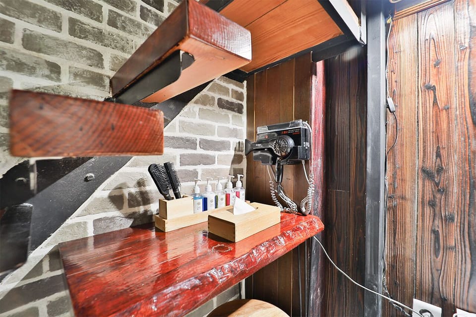 Junior Suite | Individually decorated, individually furnished, desk, free WiFi