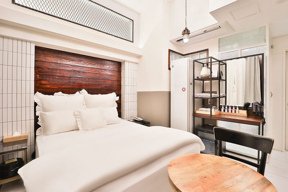 Deluxe Room | Individually decorated, individually furnished, desk, free WiFi