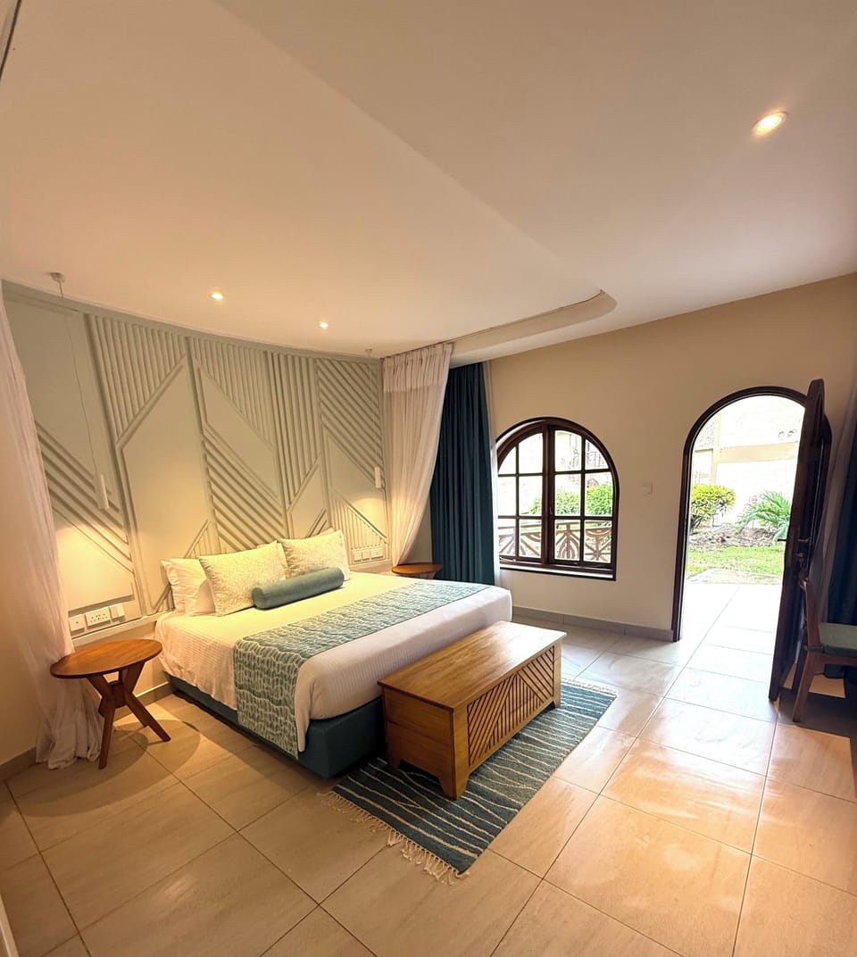 In-room safe, desk, free cribs/infant beds, free WiFi