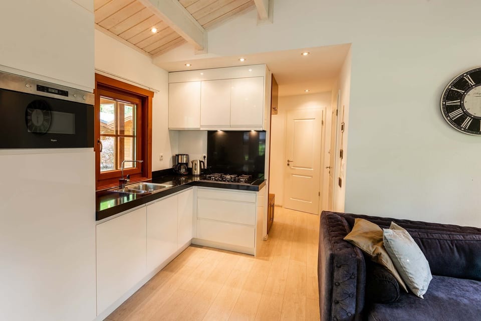 Blokhut II 4 personen Wellness | Private kitchen | Fridge, microwave, dishwasher, coffee/tea maker