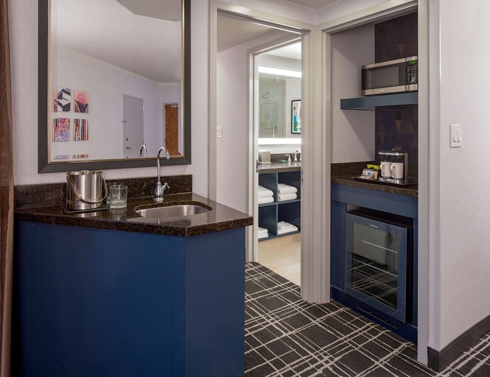 1 bedroom, in-room safe, desk, laptop workspace