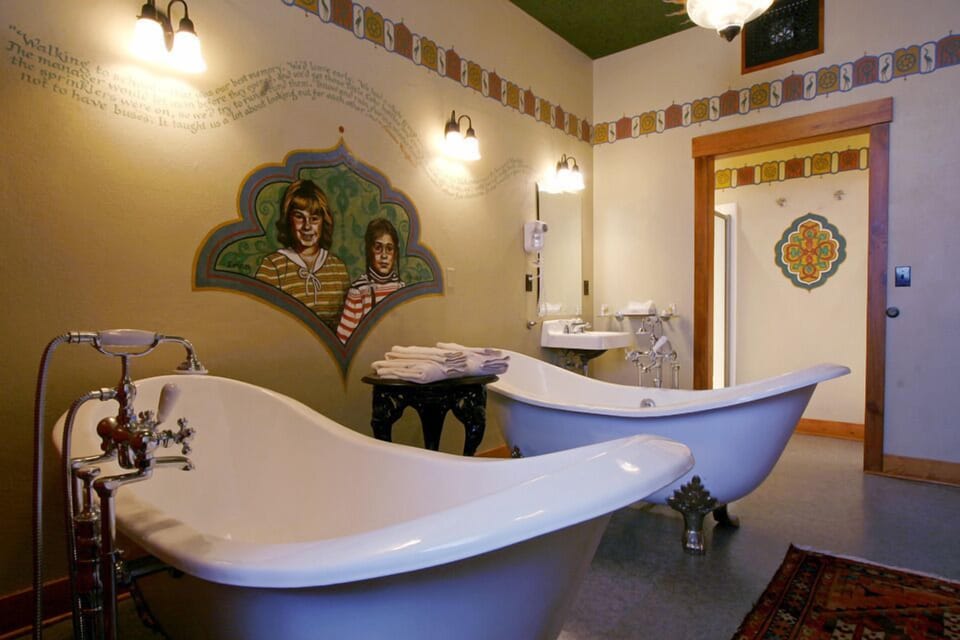 King Suite with Double Bath | Deep soaking bathtub