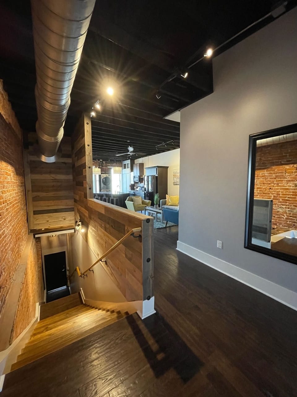 City Condo | Living area | Flat-screen TV