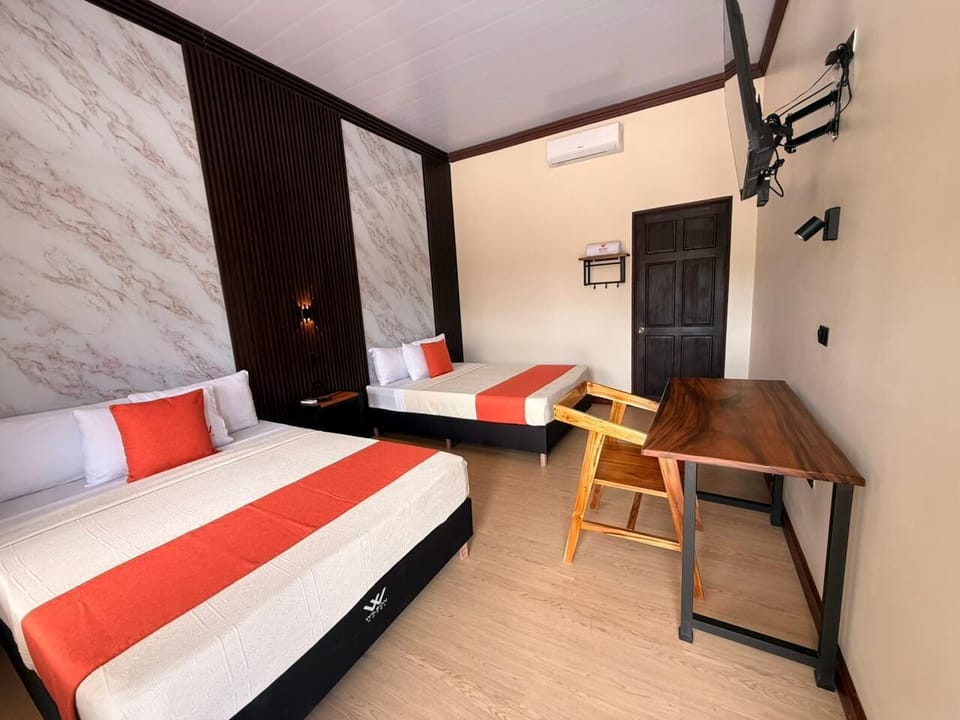 Standard Room, 2 Double Beds | Desk, free WiFi