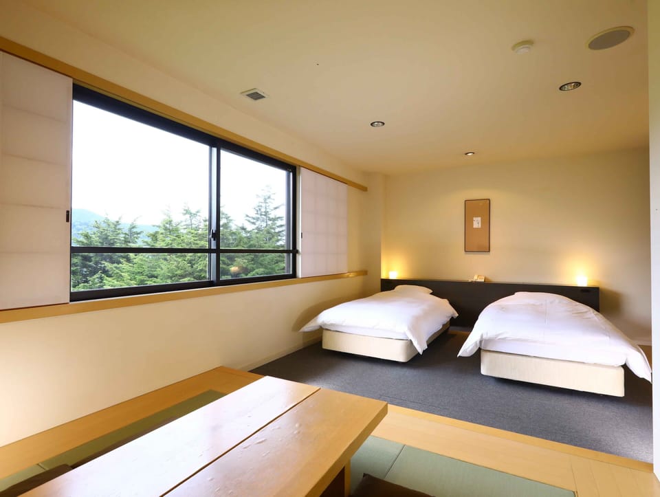 Western Japanese Style Room, New Building | Desk