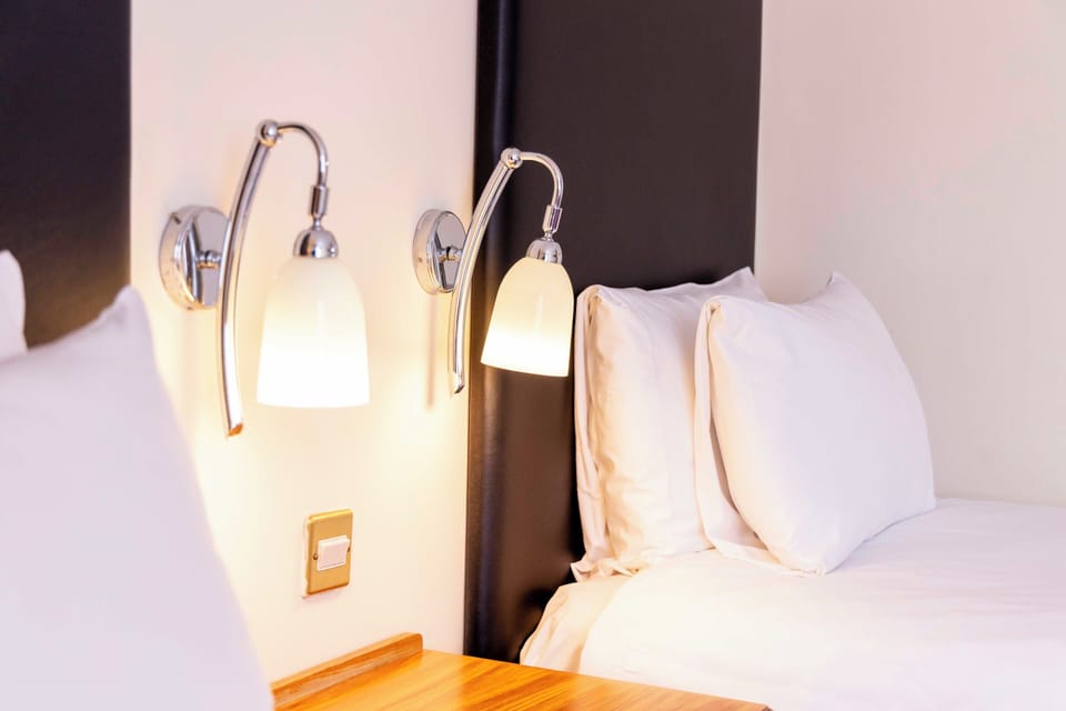 Twin Room | Free WiFi, bed sheets