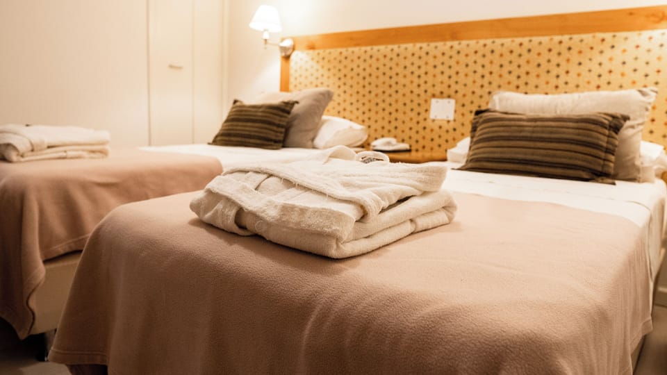 In-room safe, free WiFi, bed sheets