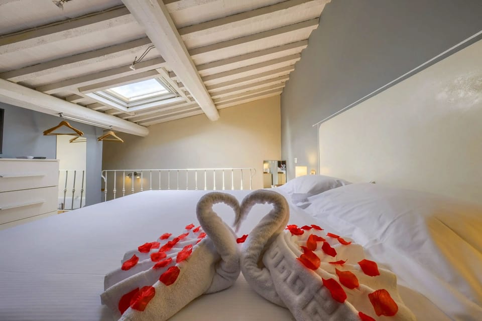 Junior Studio Suite | Premium bedding, down comforters, memory foam beds, desk