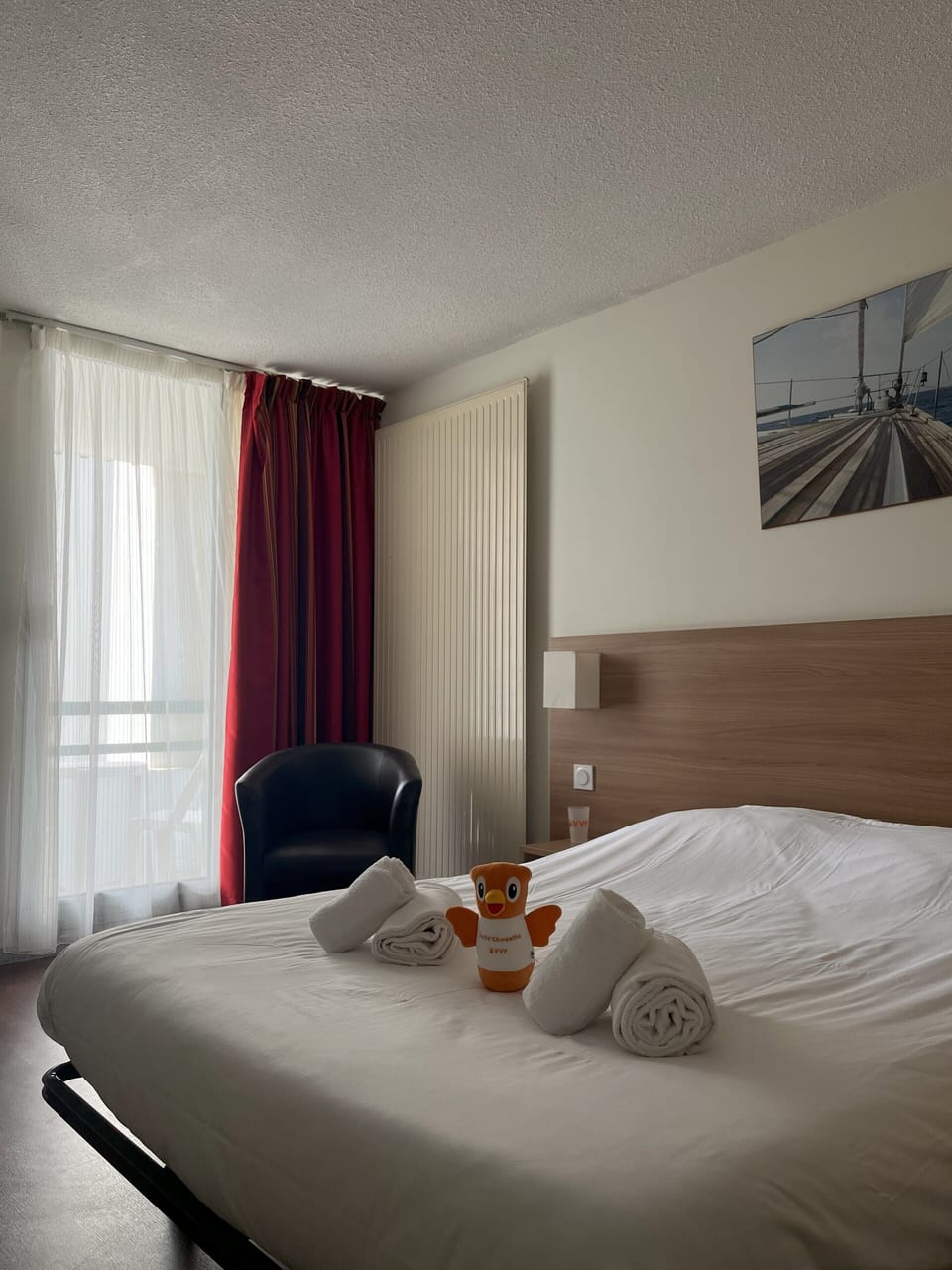 Individually decorated, individually furnished, bed sheets