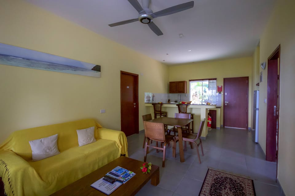 Superior Suite, 1 Bedroom, Ocean View, Sea Facing | Interior detail