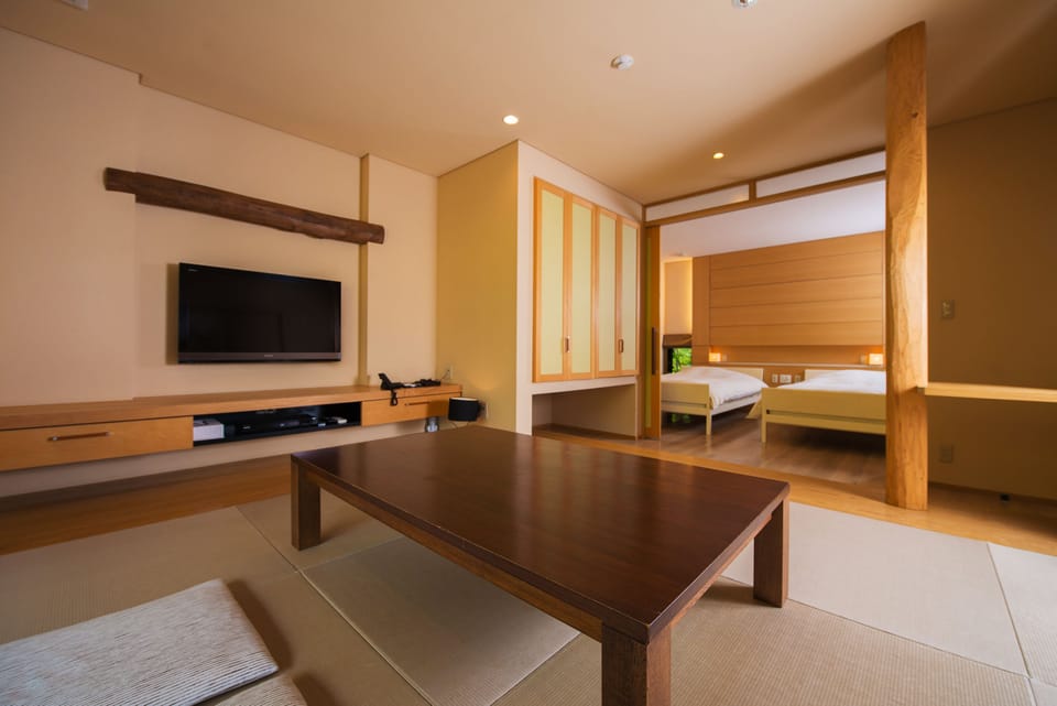 In-room safe, WiFi (free), individually decorated