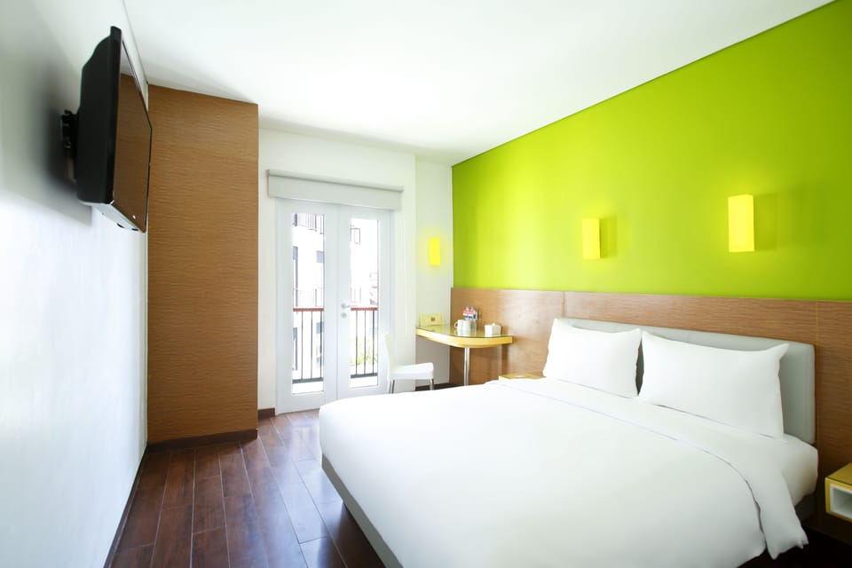 In-room safe, desk, blackout drapes, iron/ironing board