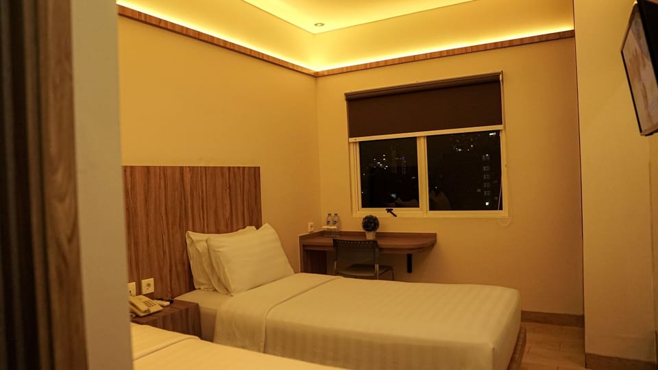 Desk, iron/ironing board, free WiFi