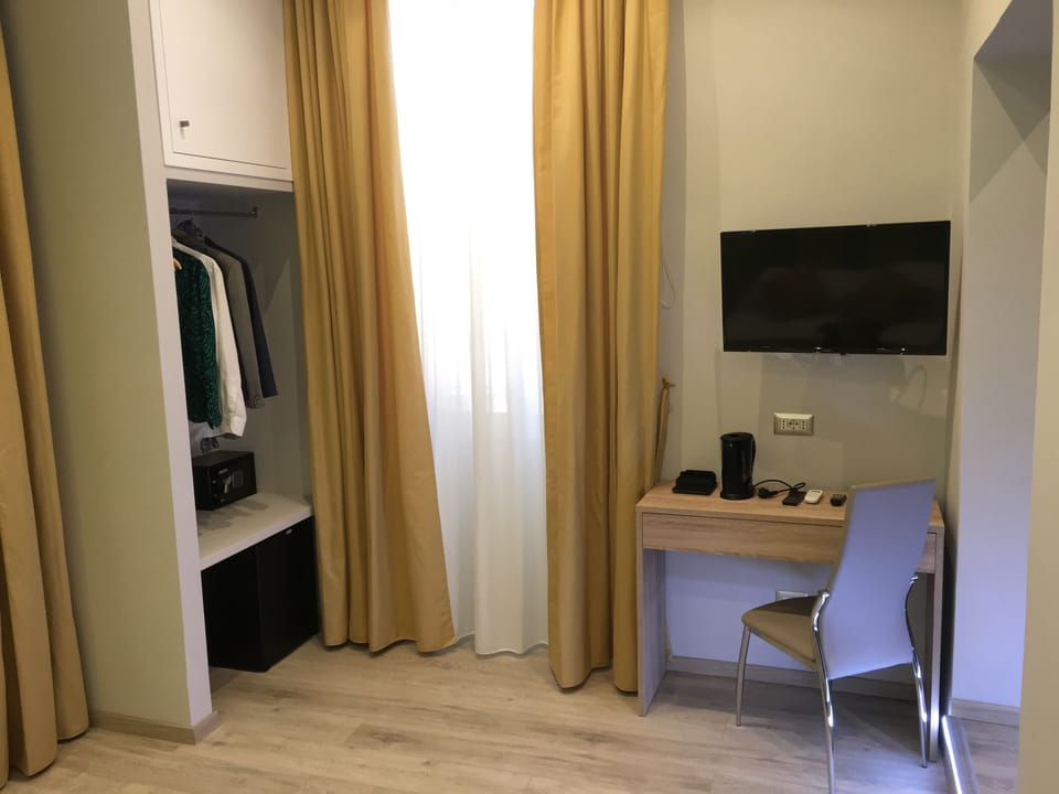 Superior Room | Premium bedding, minibar, in-room safe, desk