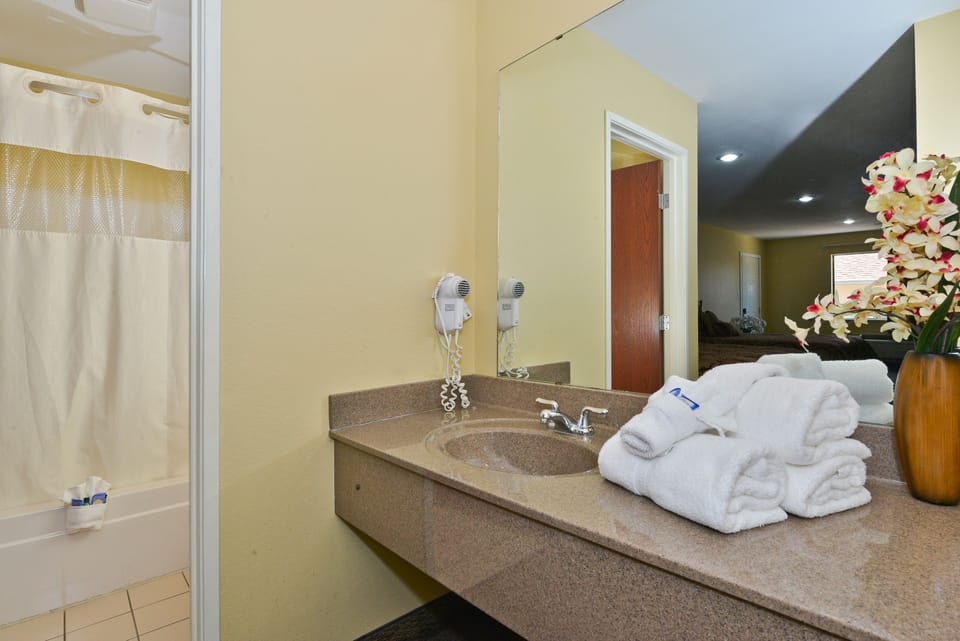 Days Inn by Wyndham Abbeville Hotel in Abbeville