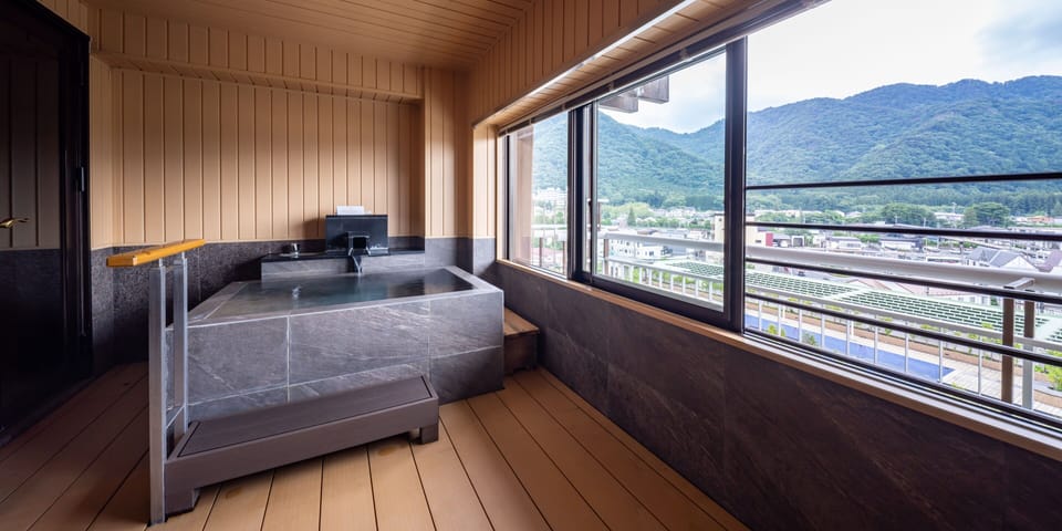 Mikazuki CLUB9 Komorebi, Non-Smoking | In-room safe, WiFi (free), bed sheets