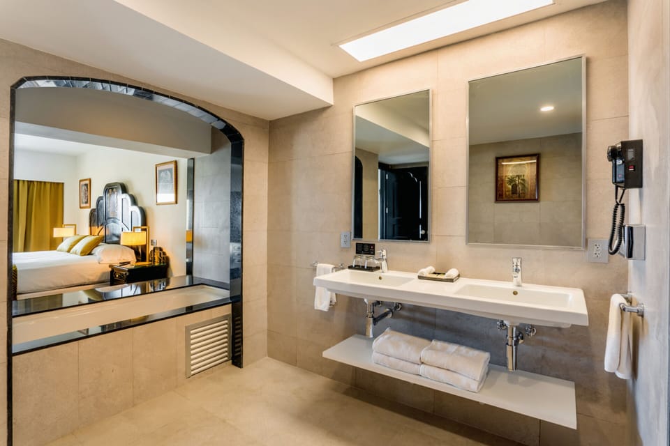 Jetted tub