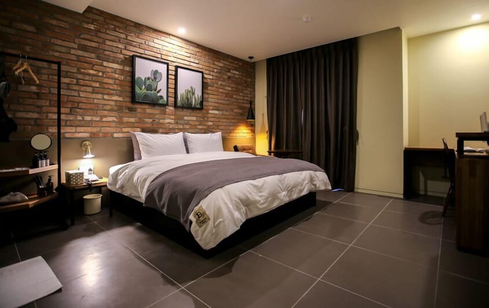 02 Deluxe room | Free WiFi