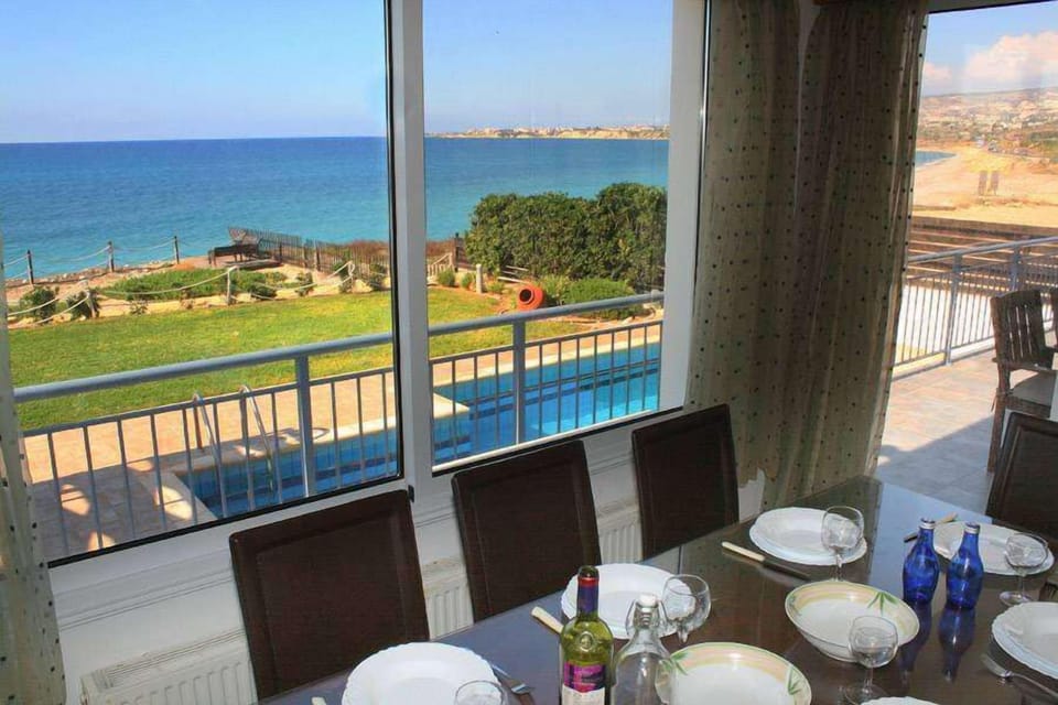 Villa, 4 Bedrooms, Private Pool (Poseidon) | In-room dining