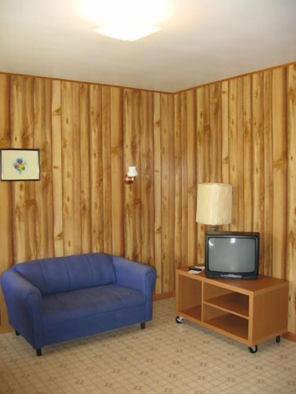 Cottage, 2 Bedrooms, Kitchen | Living room | TV