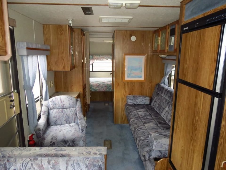Mobile Home, Refrigerator & Microwave, Mountain View | Living area