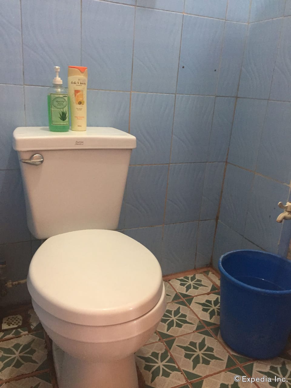 Standard Room | Bathroom | Shower, rainfall showerhead, free toiletries, hair dryer