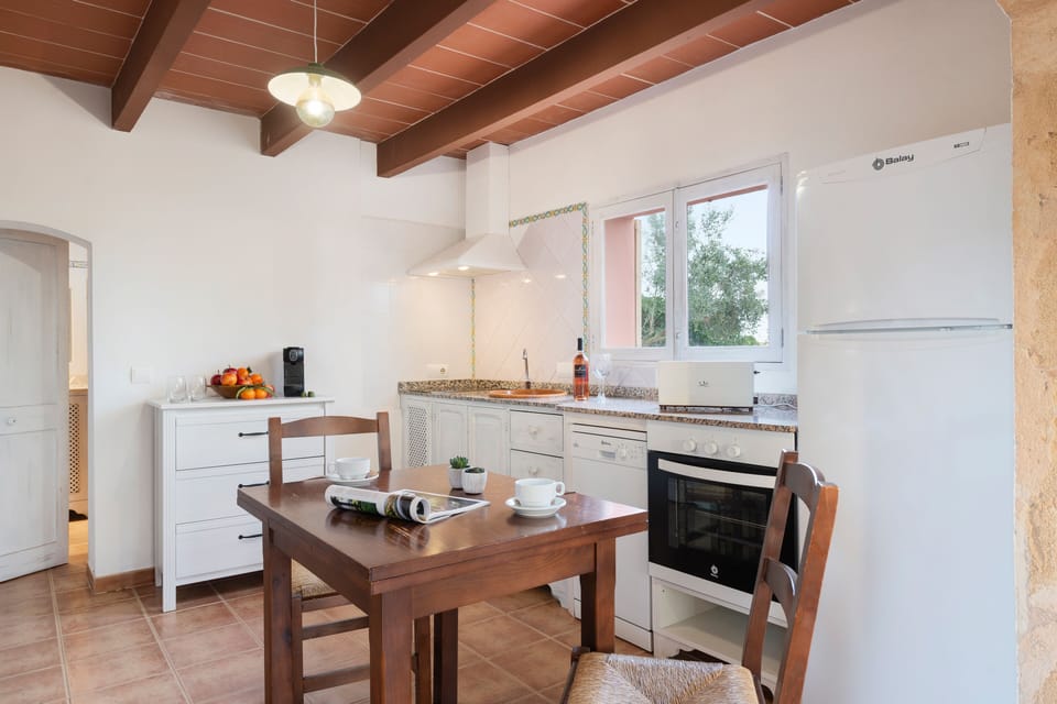 Apartment, 2 Bedrooms | Private kitchen
