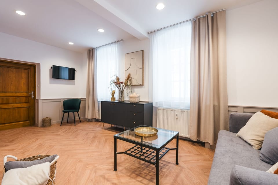 Economy Room, 1 Bedroom, Private Bathroom, Ground Floor | Soundproofing, WiFi (free), bed sheets